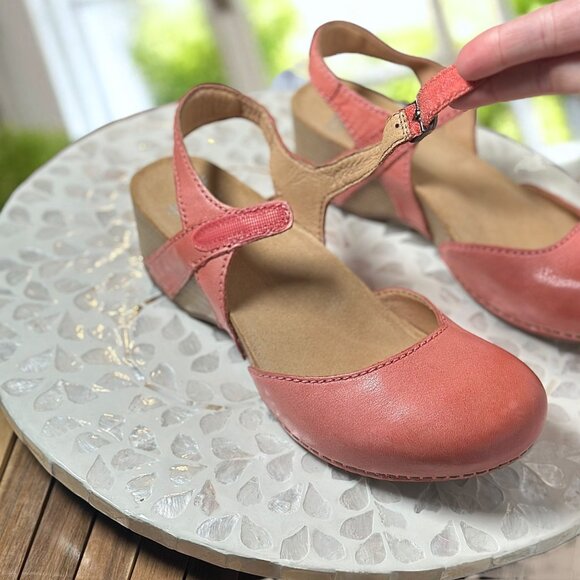 Dansko Tiffani Supportive Coral Leather Wedge Mary Jane Sandal EU 39 Comfortable - Picture 11 of 13